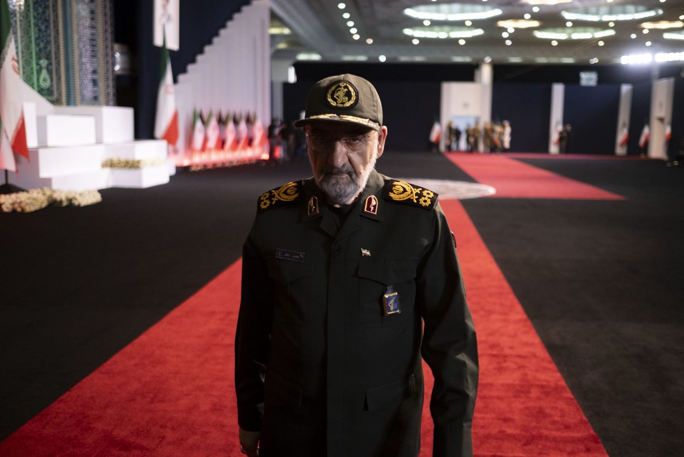 Iran Warns of Attacks on Gulf Data Cables and AI Sites as US Talks Stall