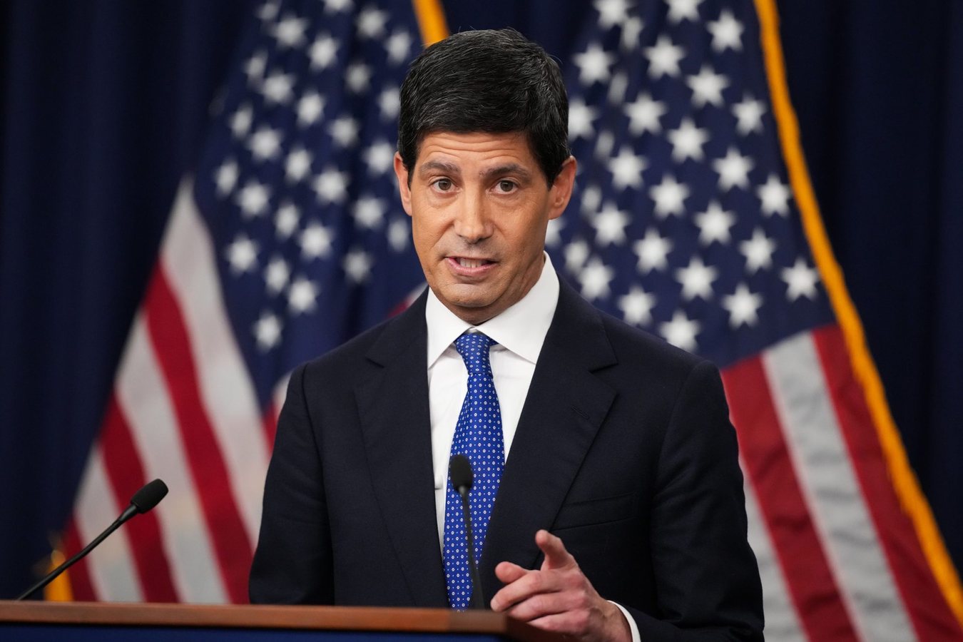 Warsh Signals Monetarist Shift at the Federal Reserve