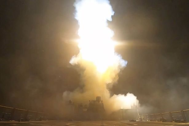 US launches fresh strikes against Iran amid Strait of Hormuz standoff