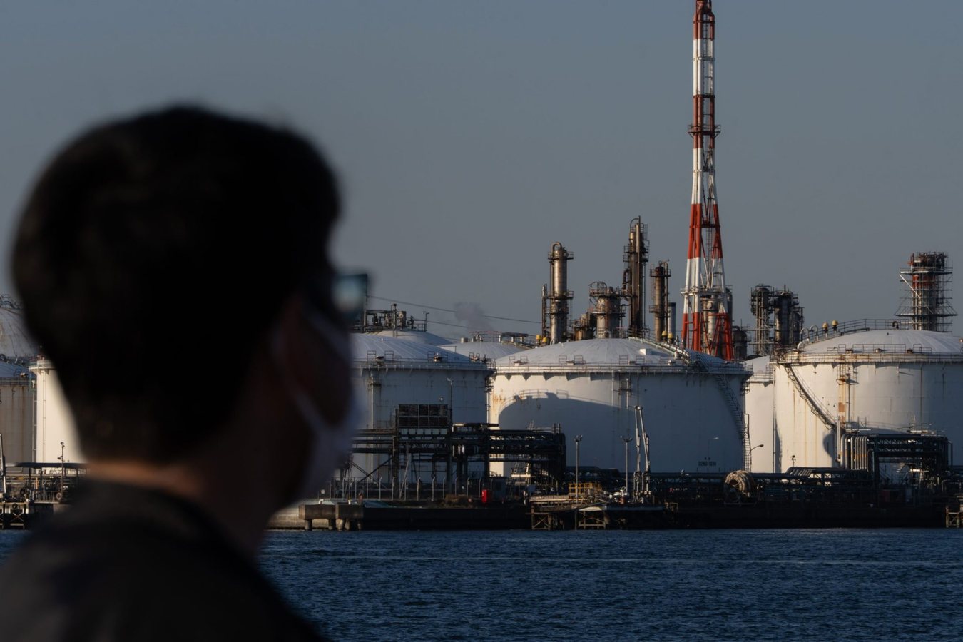 Japan's Trade Deficit Hits Record $17.8 Billion as Iran War Drives Oil Prices