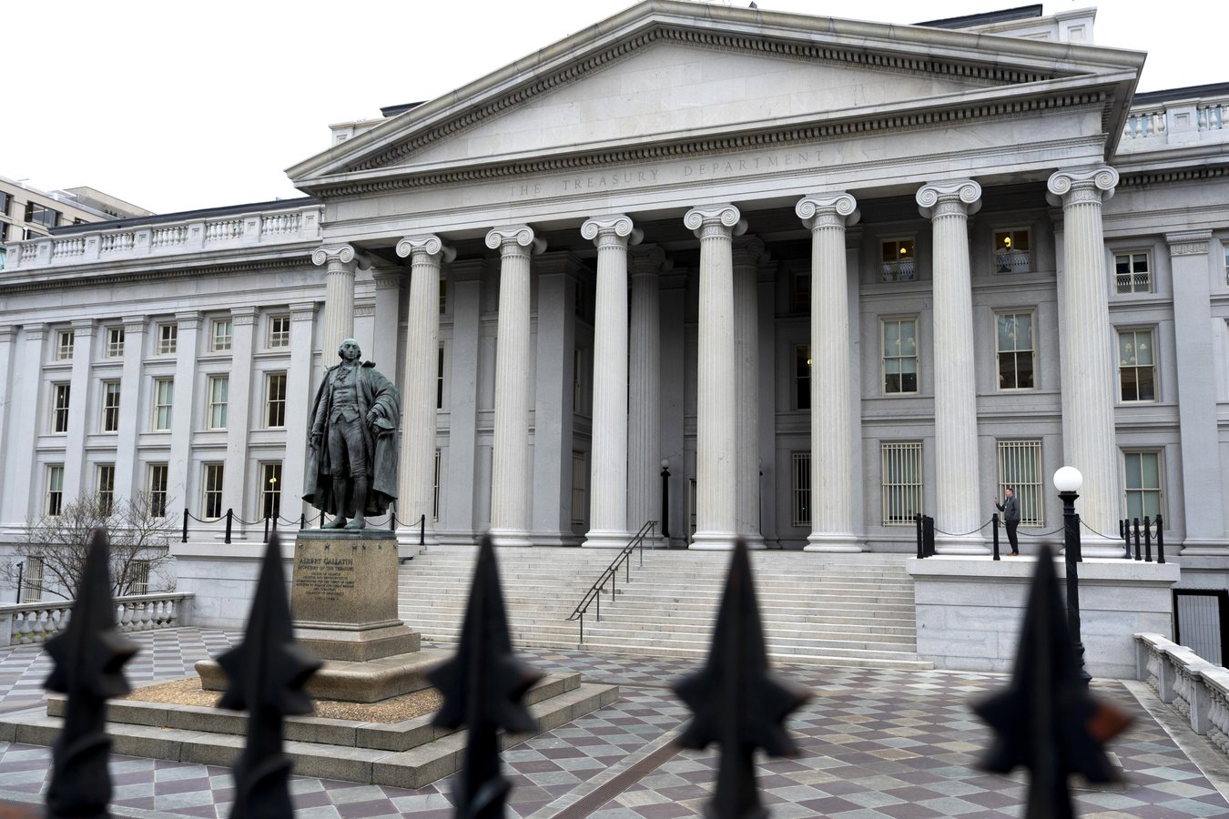 UK Borrowing Costs Hit 2007 High as Markets Bet on Another Fed Hike