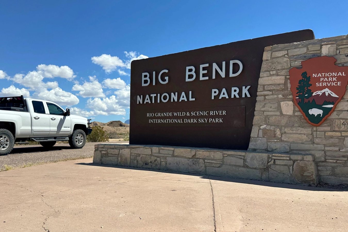 US judge blocks Trump border wall in Texas Big Bend