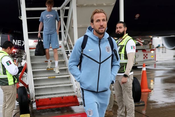 England players booed and jeered as they arrive at World Cup hotel in Mexico City