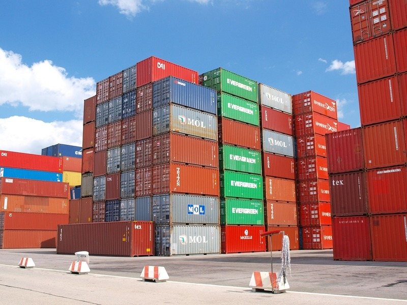 Romania’s trade deficit narrows slightly in first seven months