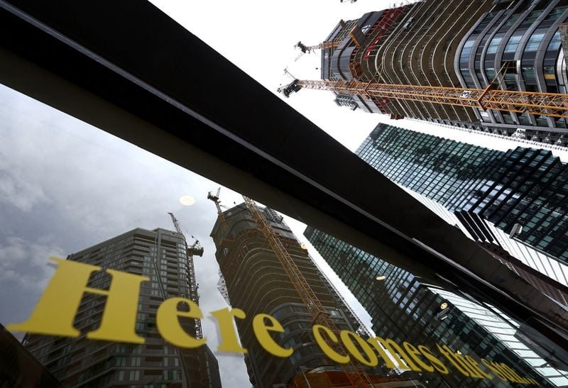 DIW raises German growth forecasts as exports beat expectations