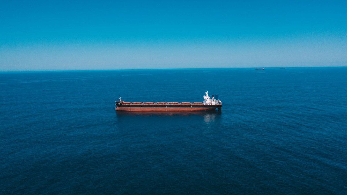 India's Oil Import Bill Jumps 48% as Crude Prices Soar