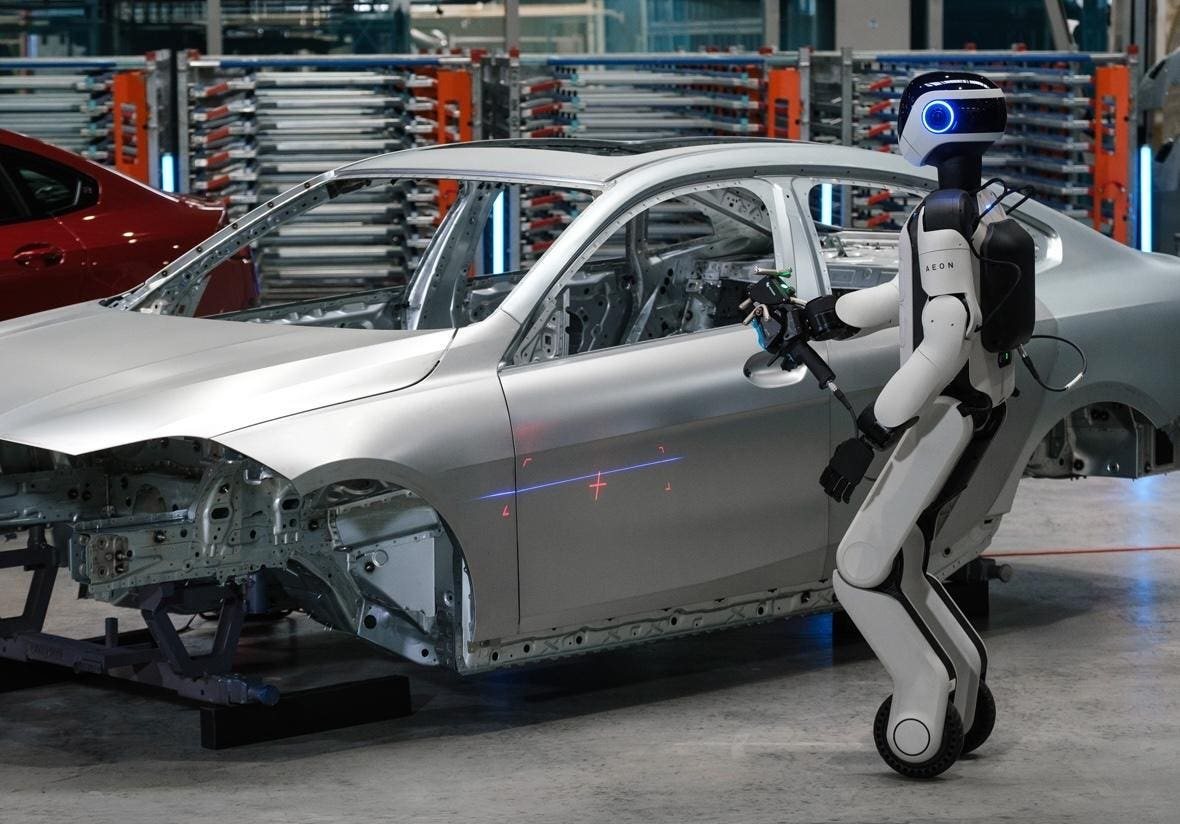Hexagon to Deploy 1,000 Humanoid Robots Across Schaeffler Factories