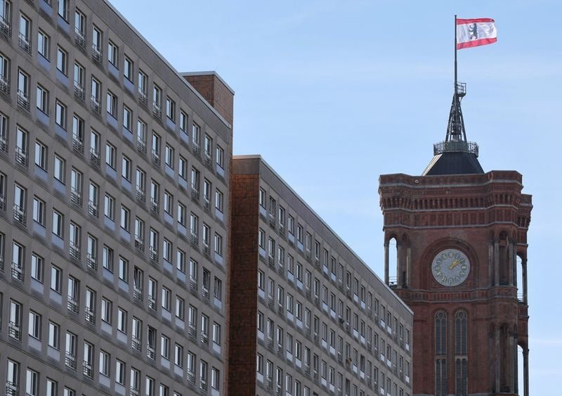 German Home Prices Stall as Interest Rates Weigh on Market