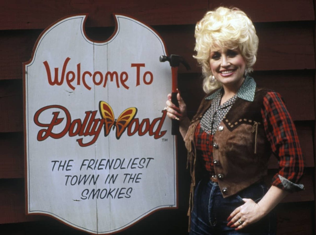Dolly Parton Built a Cultural Enterprise Without Surrendering the Songs
