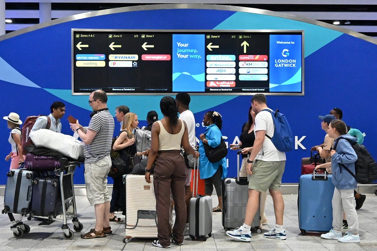 Gatwick Airport hit by major water outage leaving toilets unusable