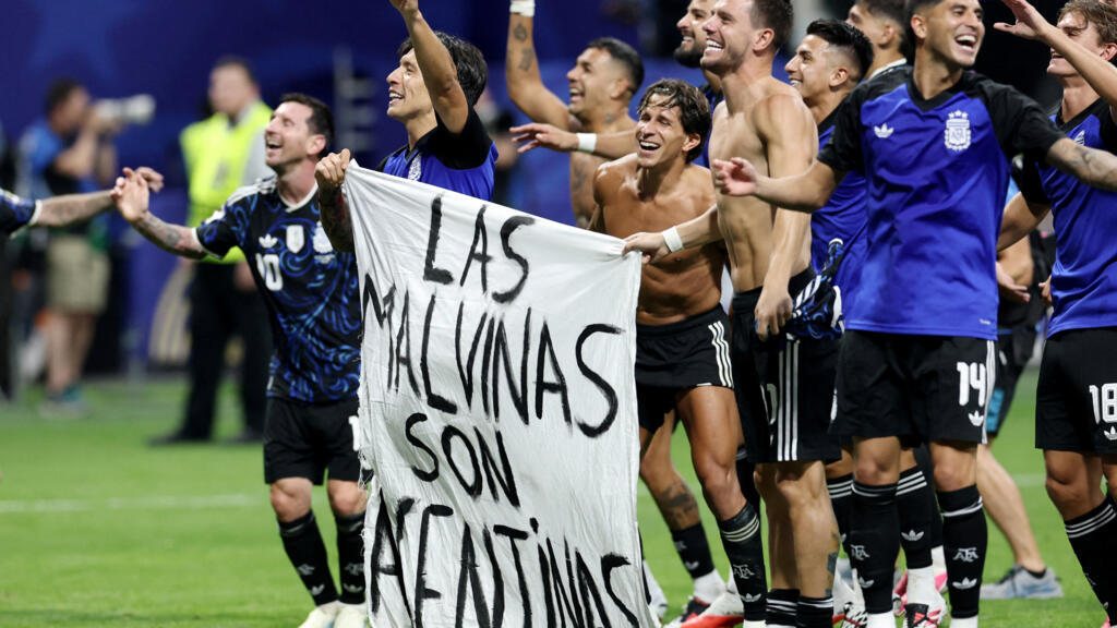 Argentina World Cup Malvinas Banner Revives Falklands Sovereignty Dispute