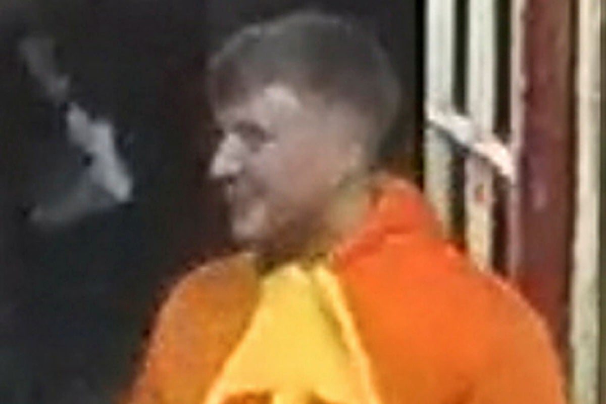 Police Hunt for Man in Lobster Costume After Assault at World Darts Championship