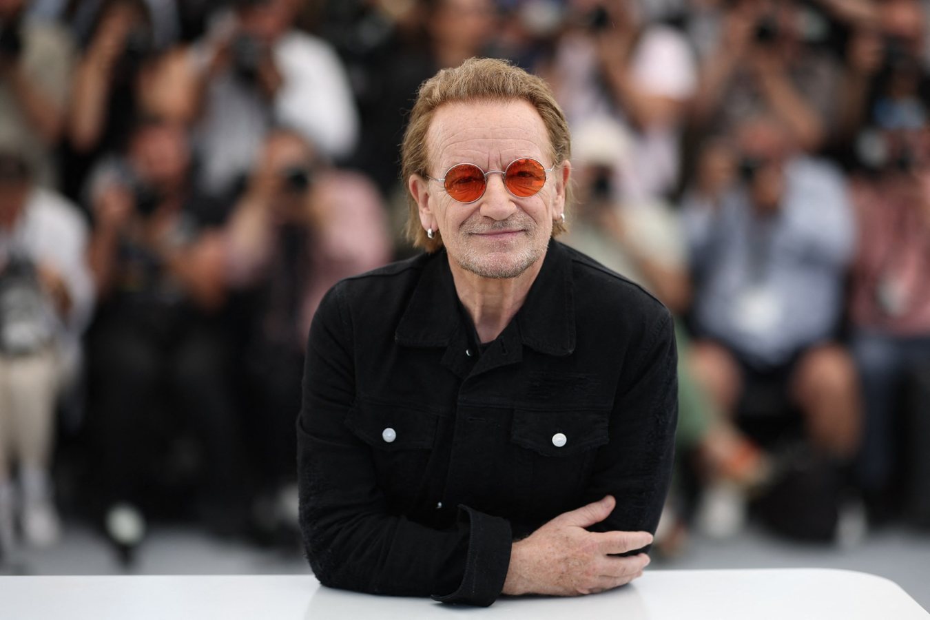 Bono Says U2 Has «No Problem» Charging Wealthy Fans $1,500 for Tour Tickets