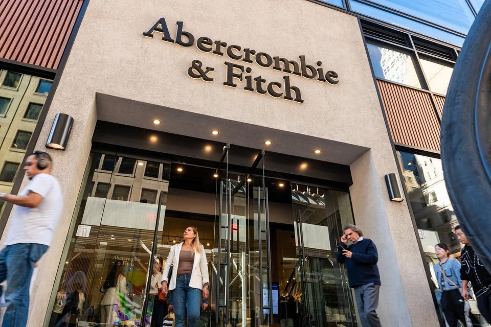 Abercrombie shares hit 18-month high after $100 million tariff refund