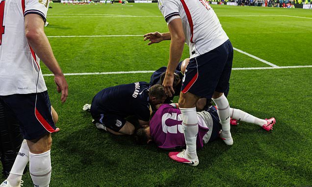 Tuchel criticises World Cup refereeing after England’s dramatic win over Mexico