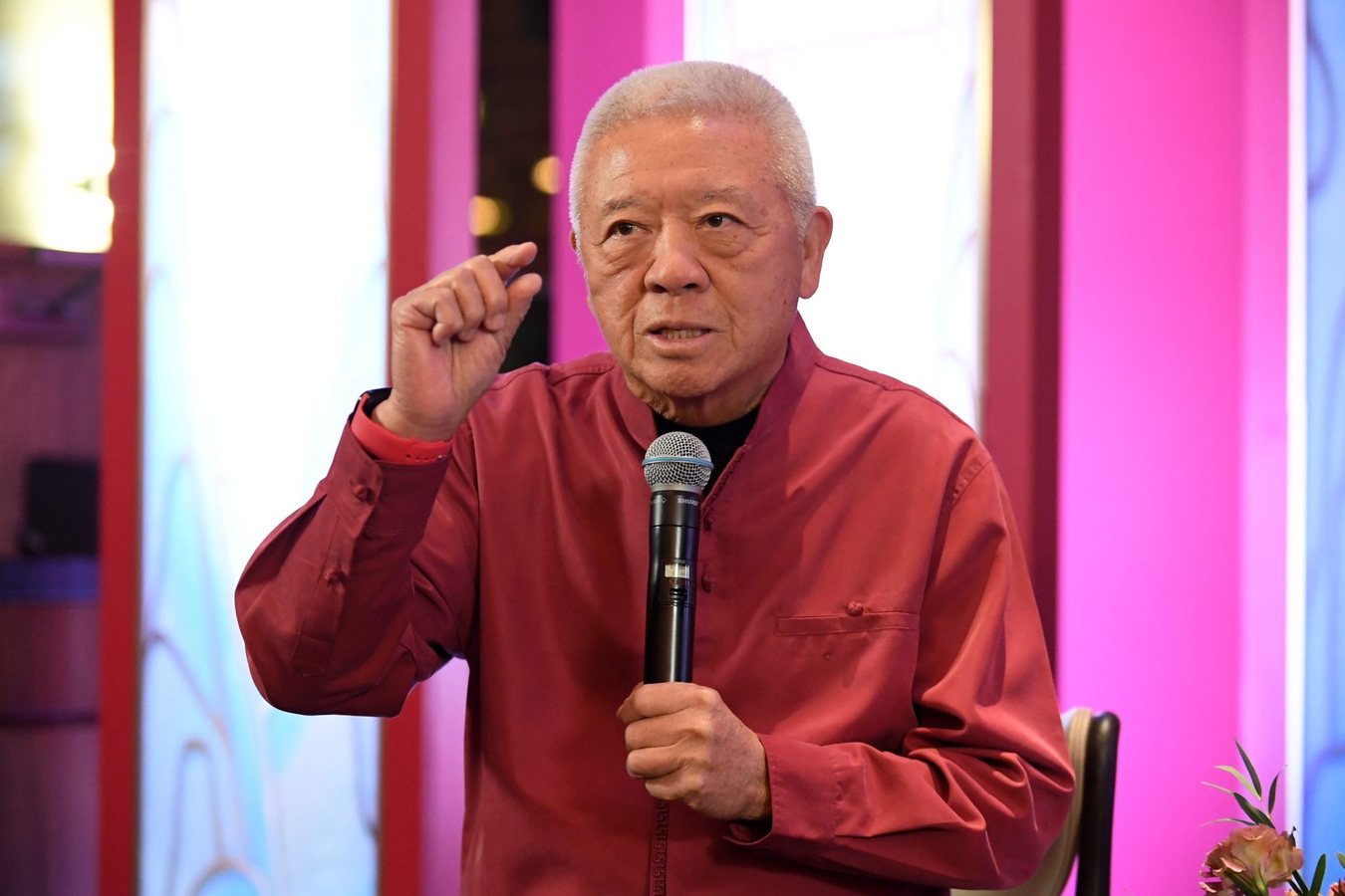Panda Express co-founder Andrew Cherng says 12-hour days never caused burnout: «That’s life»