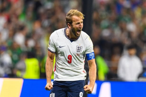England beat Mexico 3-2 in World Cup thriller at Estadio Azteca