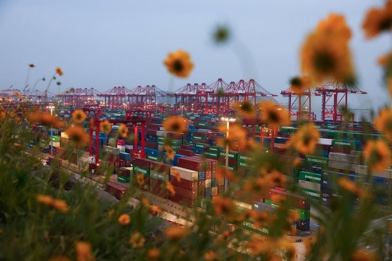 China's economic growth accelerates to 4.5% in third quarter