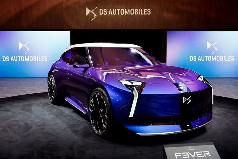 European and Chinese carmakers launch product blitz at Paris Motor Show